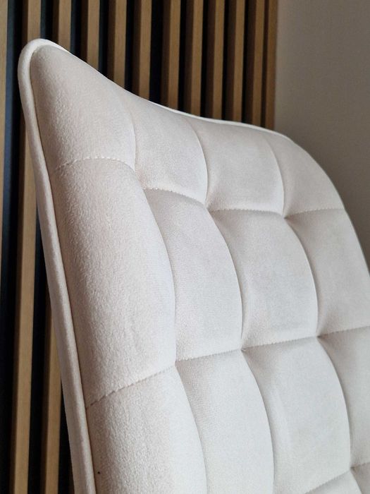 Welurowe krzesło tapicerowane do salonu i jadalni. Nowe. Wysyłka 24h