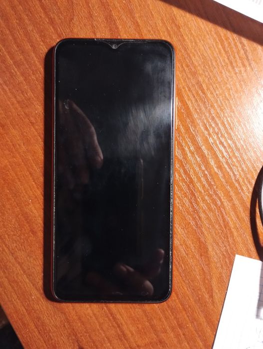 Продам телефон Xiaomi Redme модель на фото.