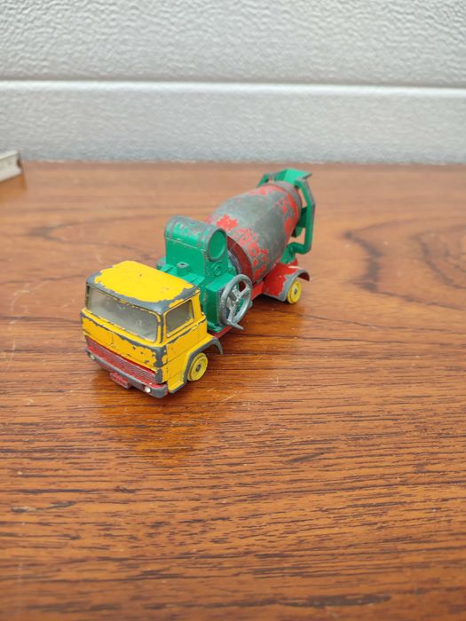 Ciężarówka Betoniarka SIKU  V 291  - Stary model