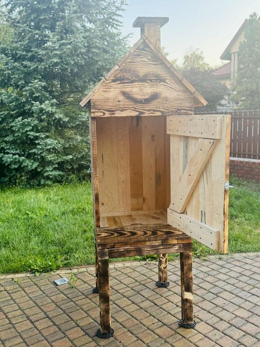 Wędzarnia drewniana