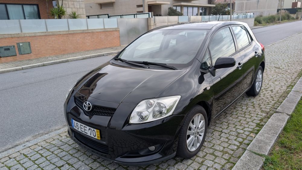 Toyota Auris Diesel, impecável