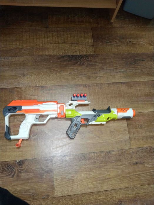 Pistolet NERF modulus