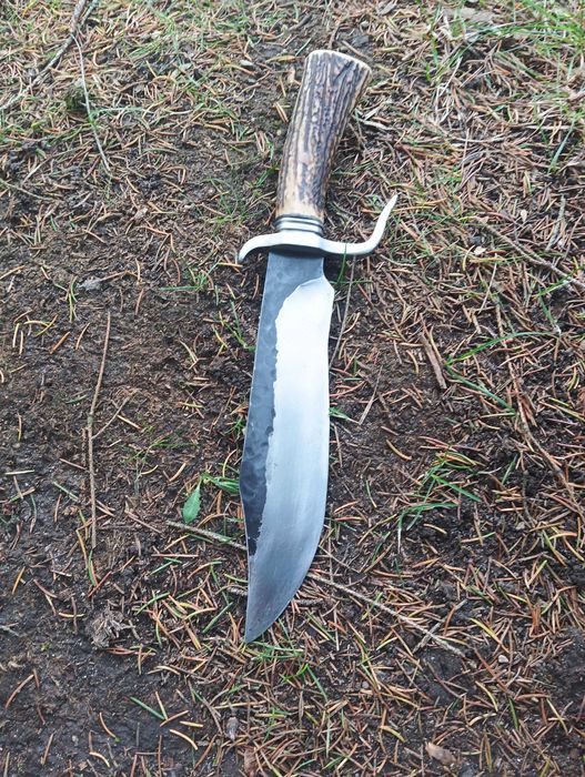 Nóż Bowie ręcznie kuty