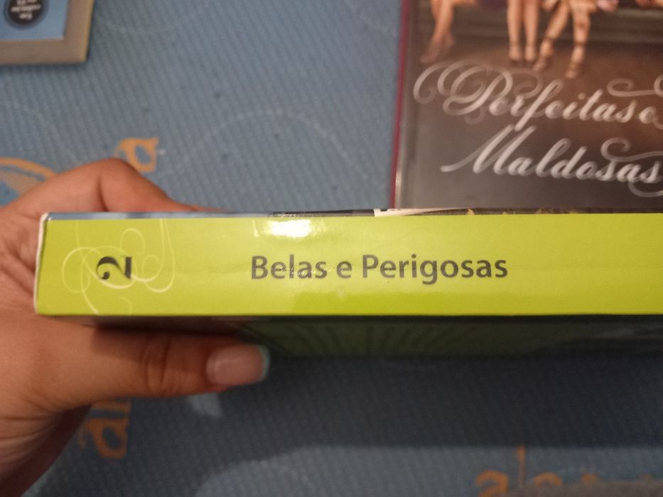 Os famosos livros de sara sherpad
