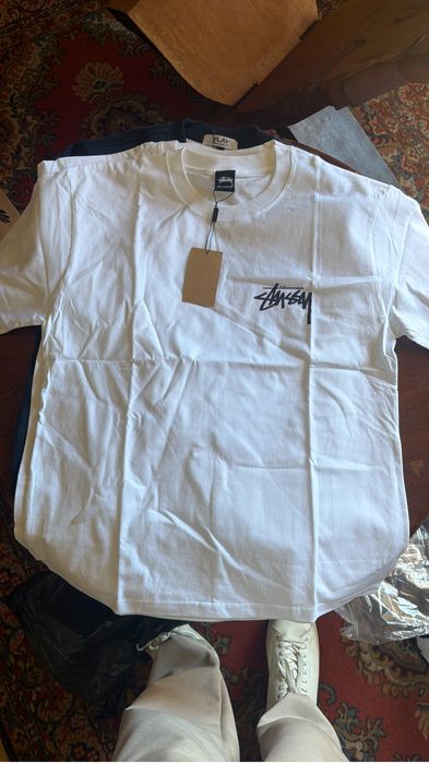 Tshirt Stussy Nova