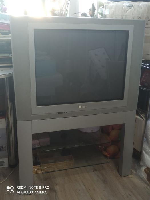 Телевізор Philips 29PT5506 з тумбою