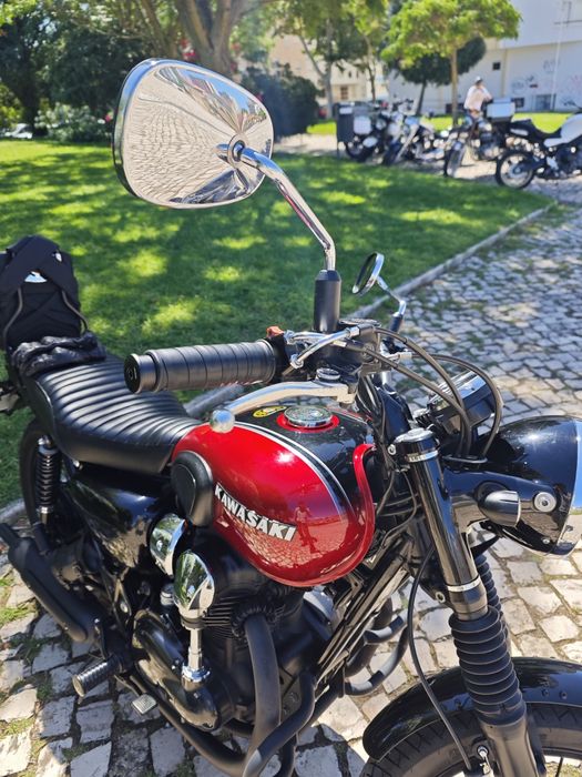 Kawasaki W800 Special Edition 2013 – Original + upgrades + extras reversíveis