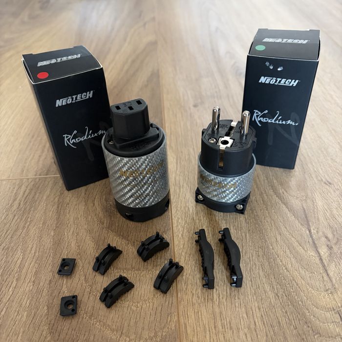 Wtyki zasilające NeoTech rodowane