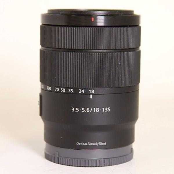 Obiektyw SONY E 18-135mm F3.5-5.6 OSS (SEL18135)
