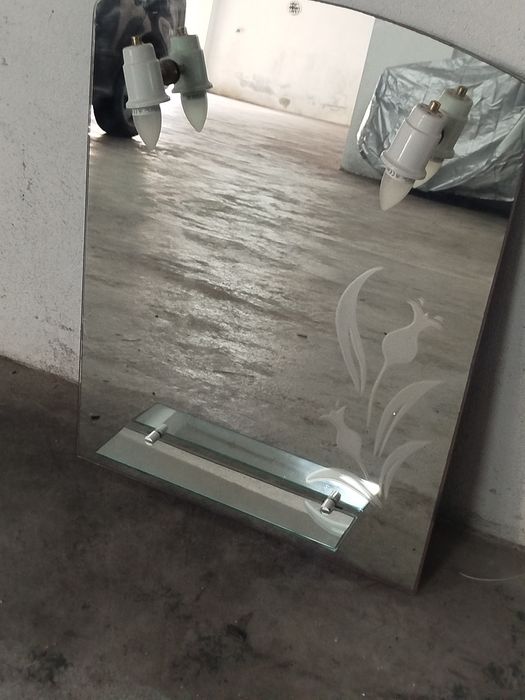 Espelho de casa de banho