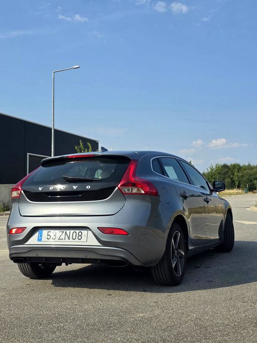 Volvo V40 1.6 Bom Estado