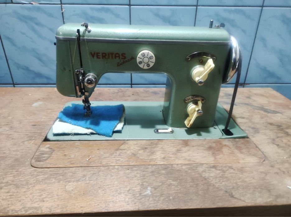 Винтажная швейная машинка Veritas 1950 - 1960-е года