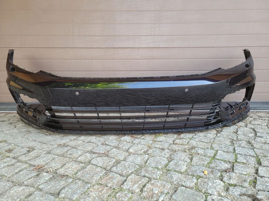 ZDERZAK PRZEDNI PRZÓD VW PASSAT B8 R-LINE LC9X KRATKA ŚRODKOWA