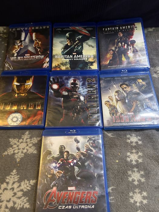Płyty  Blu-ray 33 szt. .