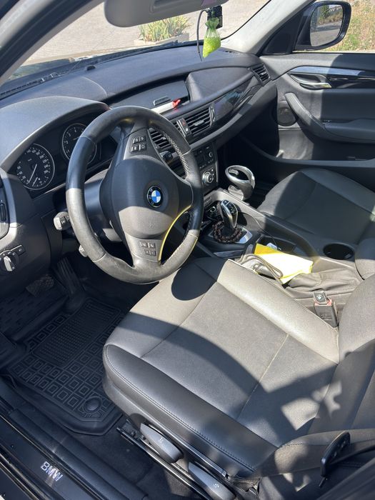 BMW X1 2011 год, полный привод 8 ступенчатый автомат