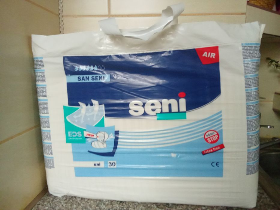 Pieluchy anatomiczne San Seni Uni 30 szt