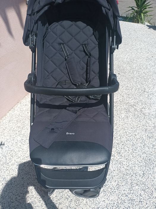 Carrinho de  bebé de passeio