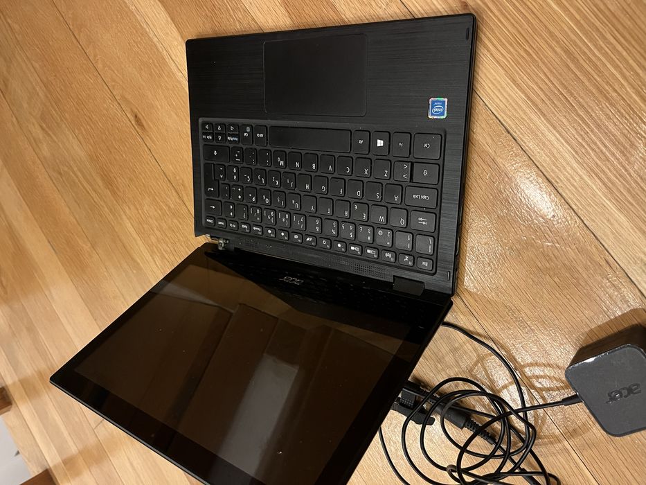 PC Acer Spin SP111-33