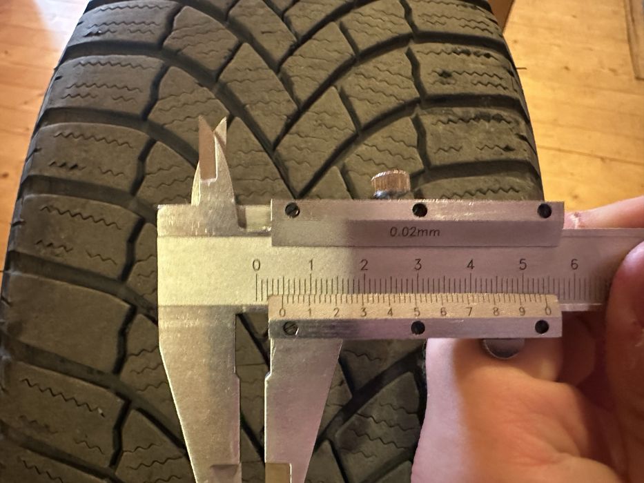 Зимова резина Bridgestone blizzak LM 005 205/55 R16