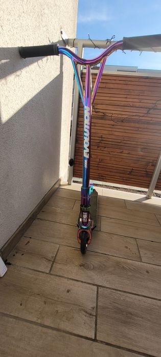 Hulajnoga RAVEN Evolution Code Series Neochrome 120mm – świetny stan