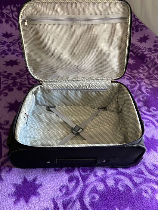 Vendo  măla   de  cabine  -viagem