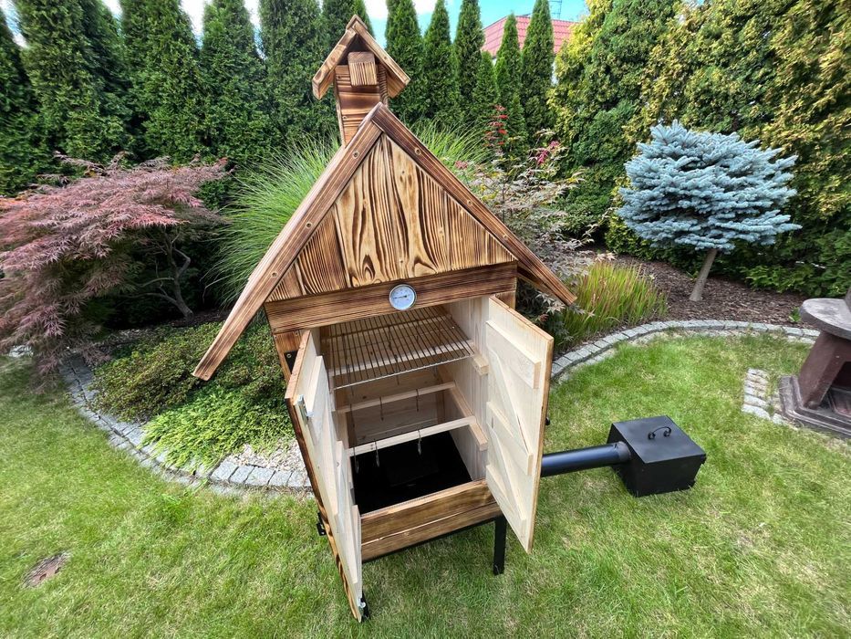 Wędzarnia ogrodowa drewniana TOKO