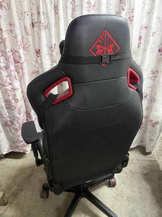 Cadeira Omen, Teclado e Headsets HyperX