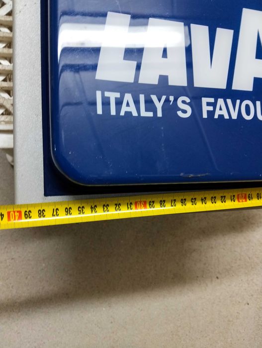 Reclamo luminoso robusto