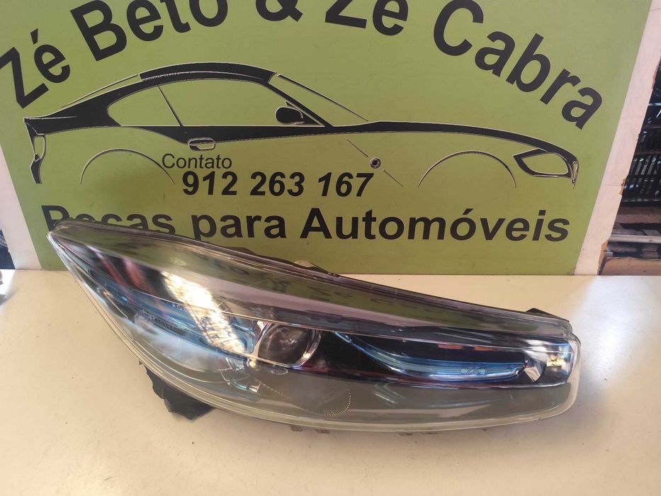 Renault Zoe - Farol Direito (c/defeitos) - FF908