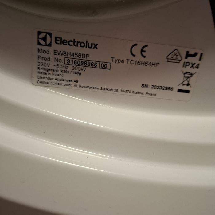 Suszarka electrolux z pomocą ciepła 3,5 letnia
