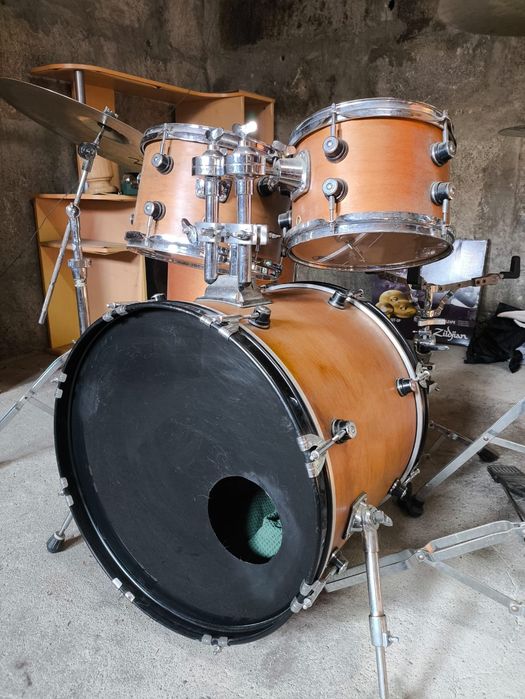 Bateria acústica
