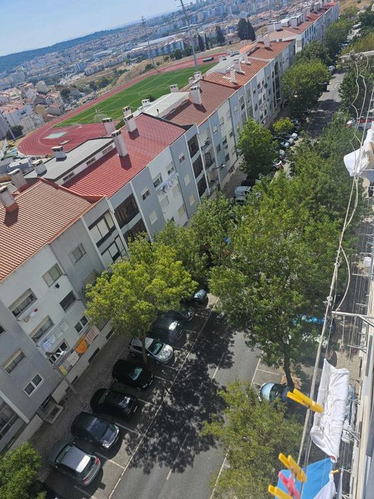 T2 Amadora, com vista panorâmica