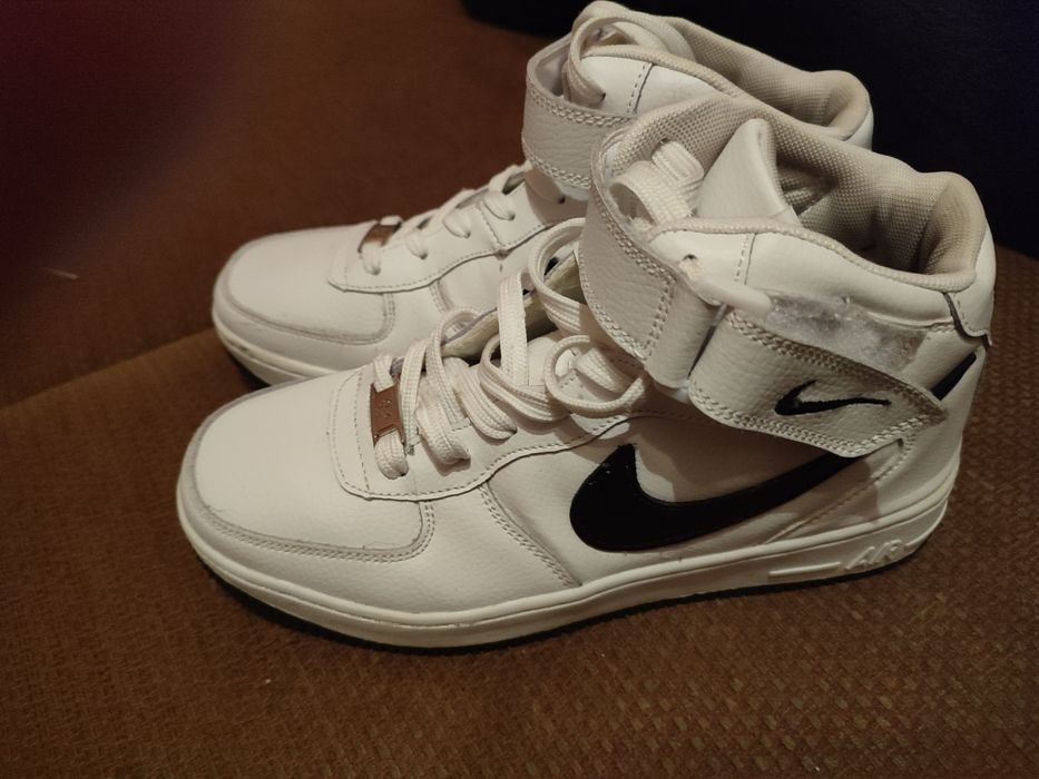 Nike високі кросівки без утеплення, розмір 39, стан гарний