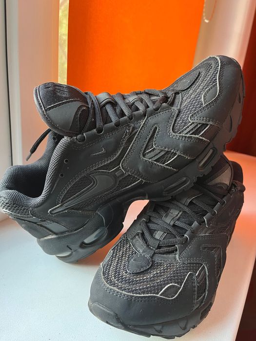 кросівки моделі Nike Air Max 96 II