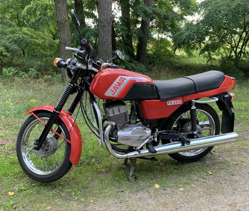 Мотоцикл ява Jawa 638 ( переоформлення) присутня заводська штамповка кожноі деталі мотоцикла 2-ма цифрами! Що підтверджуе оригінальність всіх част мот