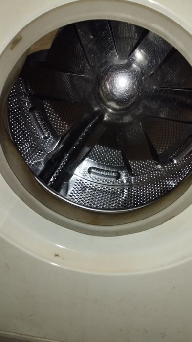 Стиральная машинка INDESIT