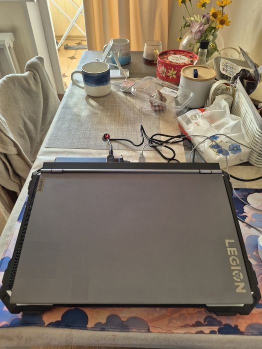 Lenovo Legion 7 15IMH05 - ігровий ноутбук i7-10750H, 16GB, 1TB SSD