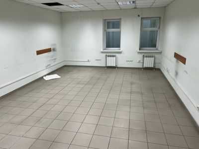 Офісне приміщення 1747,8 кв. м. Миколаїв,  Мостобудівників 17/11.