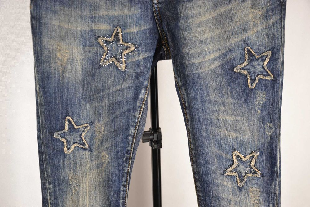 LOVE MADNESS Jeans Spodnie Damskie 26 Cyrkonie Gwiazdki Oryginalne
