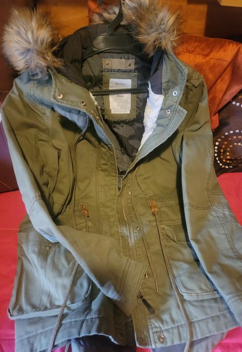 Casaco Verde com Capuz