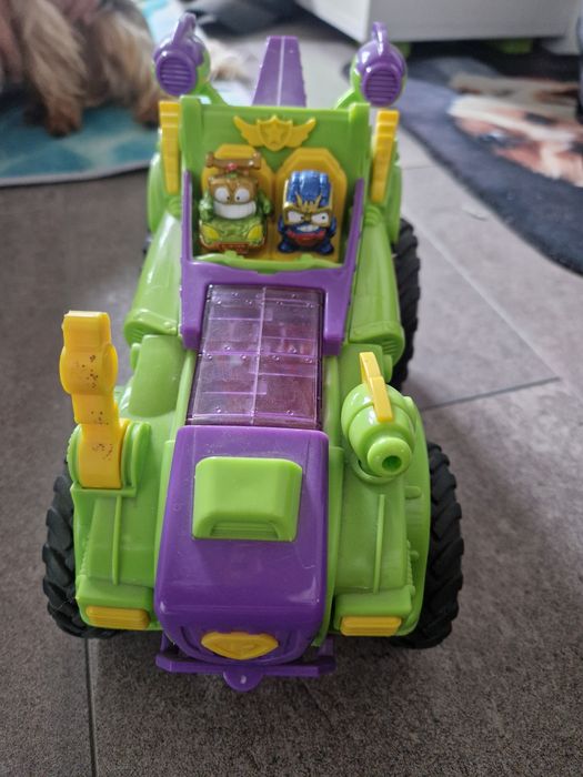 Duże auto Roller Truck Super Zings i figurki