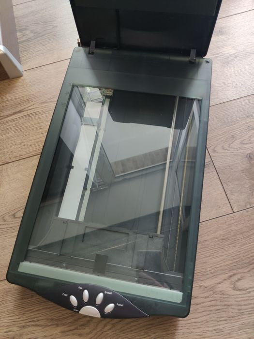 Сканер Mustek BearPaw 2448 TA Plus II