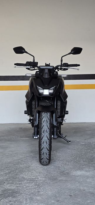 Honda Hornet 750 - 2025