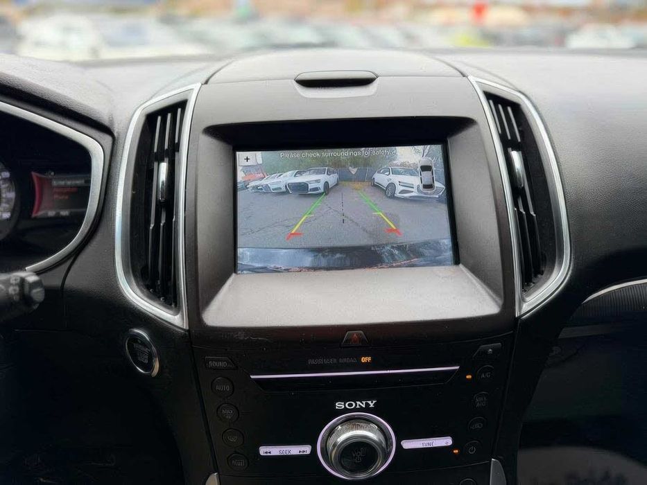 Ford Edge Titanium      2019