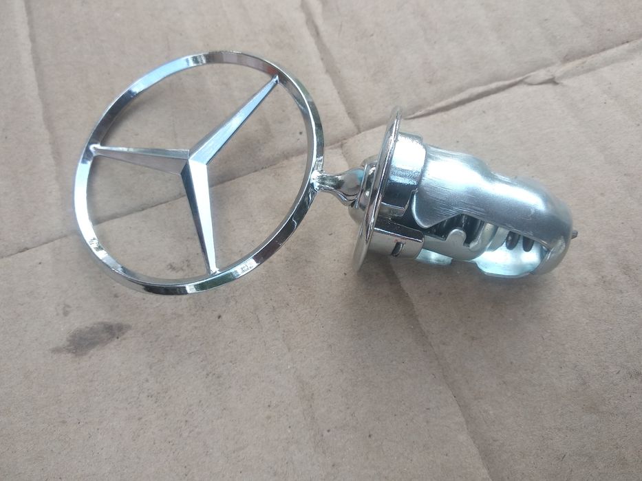 Эмблема Мерседес