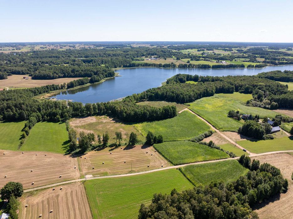 działka z linią brzegową jeziora Hołny - Więcej