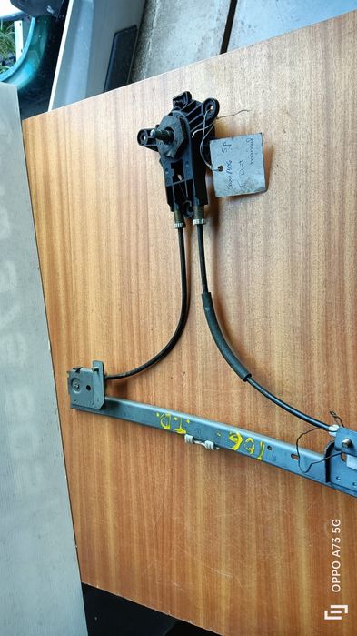 Elevador de vidro Peugeot 106 citroen saxo