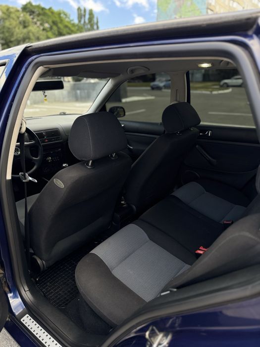 Volkswagen Golf 4 1.4 2003 Edition