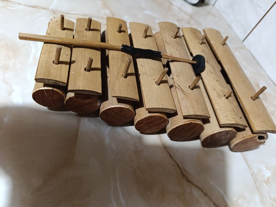 Ksylofon 7 tonowy bambus-cymbalki.