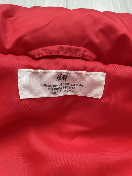 Продам дитячу жилетку H&M 98/104